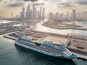 luxurious properties in Dubai Harbour